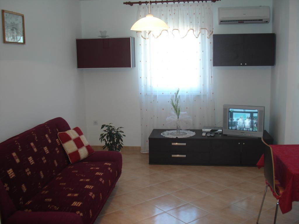 Apartments Buzleta II Fažana Rom bilde