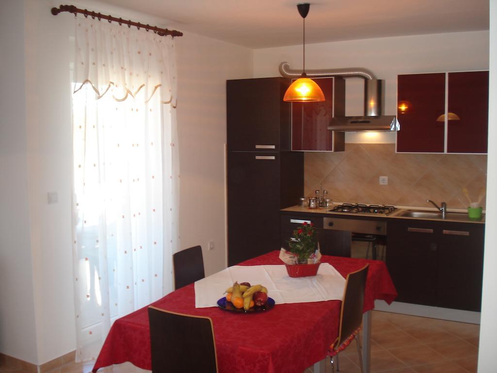 Apartments Buzleta II Fažana Rom bilde